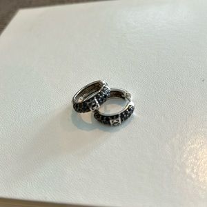 🖤 Escada Earrings